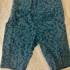 REI Teal Patterned Biker Shorts